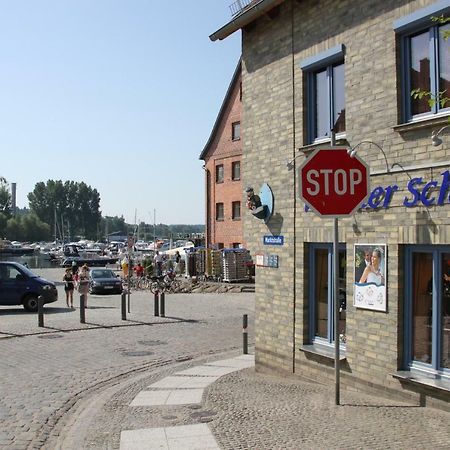 Ferienwohnung Zum Yachthafen Waren  Exterior foto